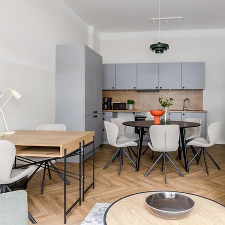 Oomph Minimalist & Mighty - 1 Bedroom Hosting Up To 6