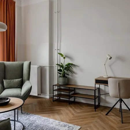 Oomph Minimalist & Mighty - 1 Bedroom Hosting Up To 6