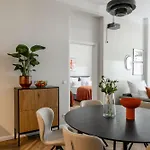 Oomph Minimalist & Mighty - 1 Bedroom Hosting Up To 6 *