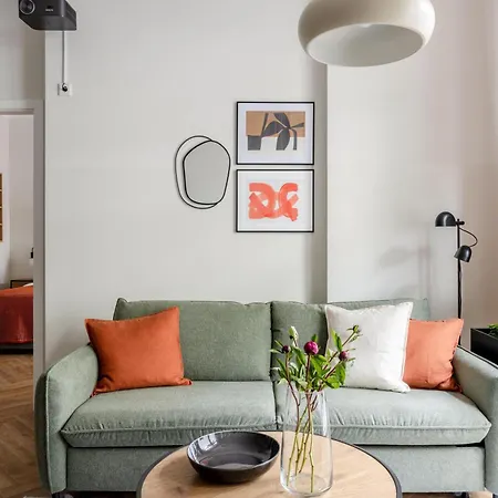 Oomph Minimalist & Mighty - 1 Bedroom Hosting Up To 6 *