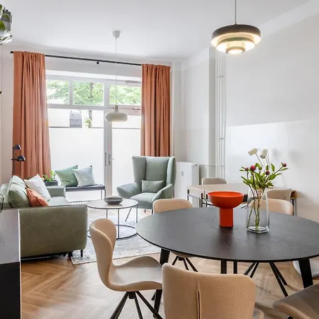 Oomph Minimalist & Mighty - 1 Bedroom Hosting Up To 6 Apartment *