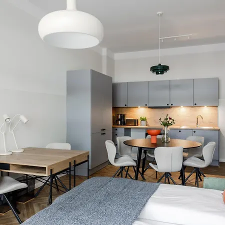Апартаменты Oomph Minimalist & Mighty - 1 Bedroom Hosting Up To 6 *