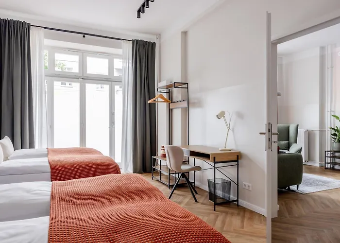 Oomph Minimalist & Mighty - 1 Bedroom Hosting Up To 6 Apartman Berlin