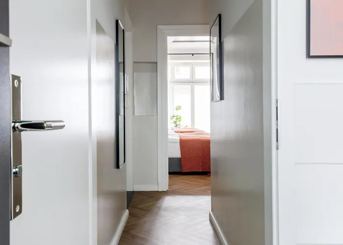 Oomph Minimalist & Mighty - 1 Bedroom Hosting Up To 6 *