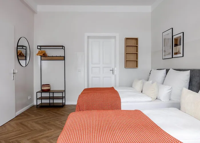 Oomph Minimalist & Mighty - 1 Bedroom Hosting Up To 6 Berlín