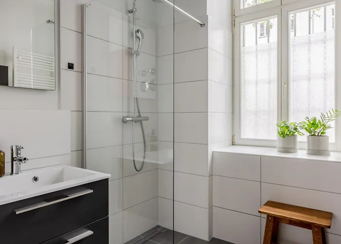 Apartman Oomph Minimalist & Mighty - 1 Bedroom Hosting Up To 6 *