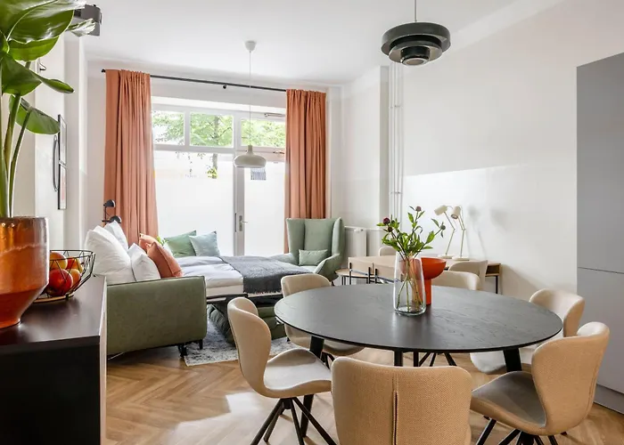 Oomph Minimalist & Mighty - 1 Bedroom Hosting Up To 6