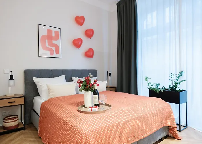 Oomph Minimalist & Mighty - 1 Bedroom Hosting Up To 6