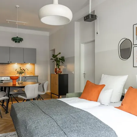 Oomph Minimalist & Mighty - 1 Bedroom Hosting Up To 6 Апартаменты
