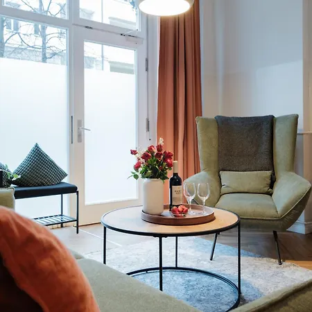 Oomph Minimalist & Mighty - 1 Bedroom Hosting Up To 6 Διαμέρισμα