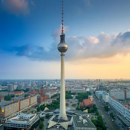 Oomph Minimalist & Mighty - 1 Bedroom Hosting Up To 6 Апартаменты *