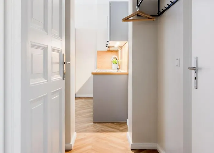 Oomph Minimalist & Mighty - 1 Bedroom Hosting Up To 6 * Βερολίνο